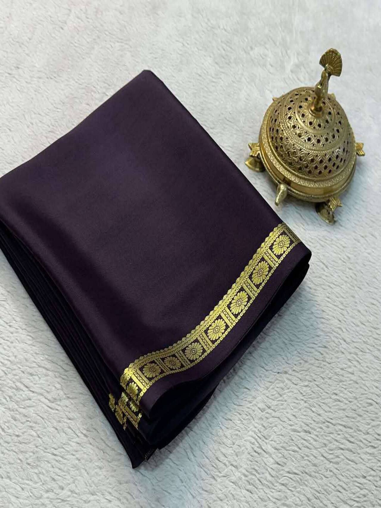 Soft & Elegant Mysore Cerep Silk Saree – Traditional Wear for Women