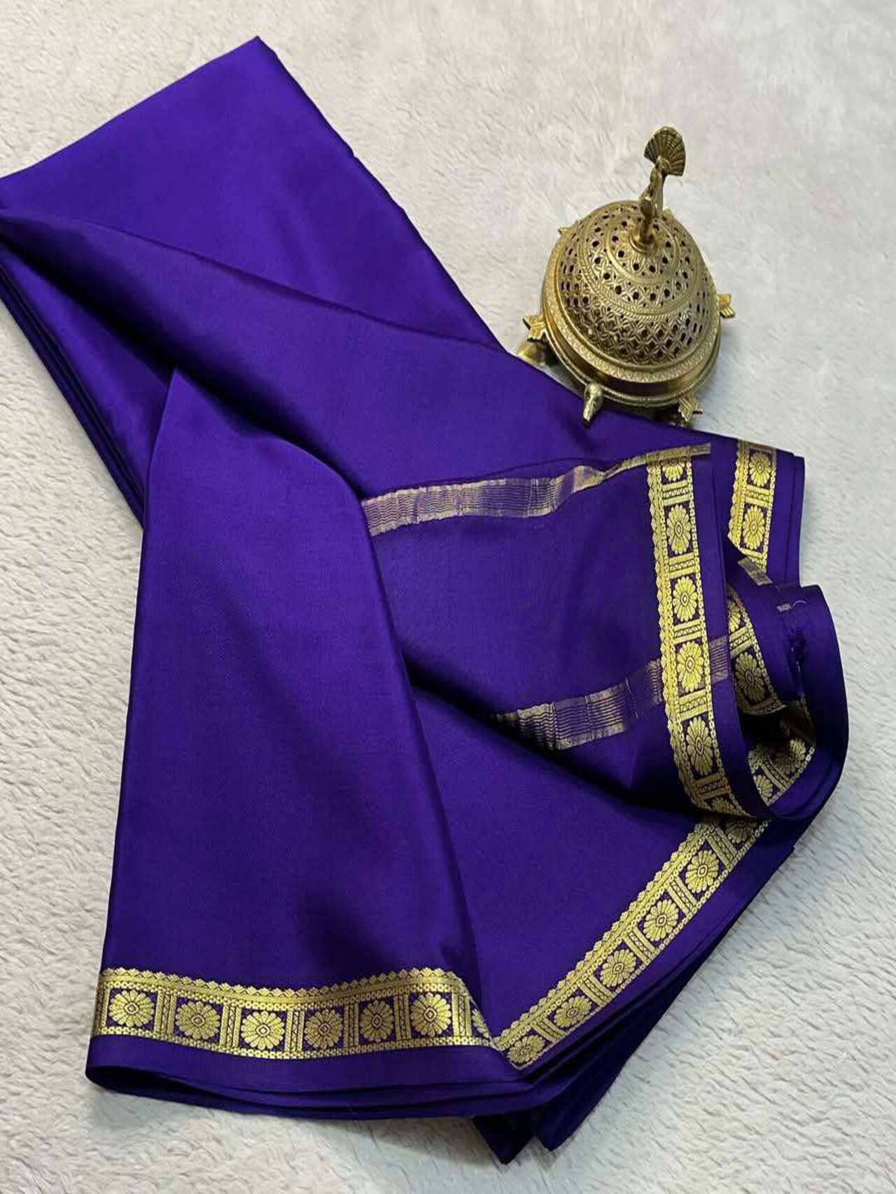 Soft & Elegant Mysore Cerep Silk Saree – Traditional Wear for Women