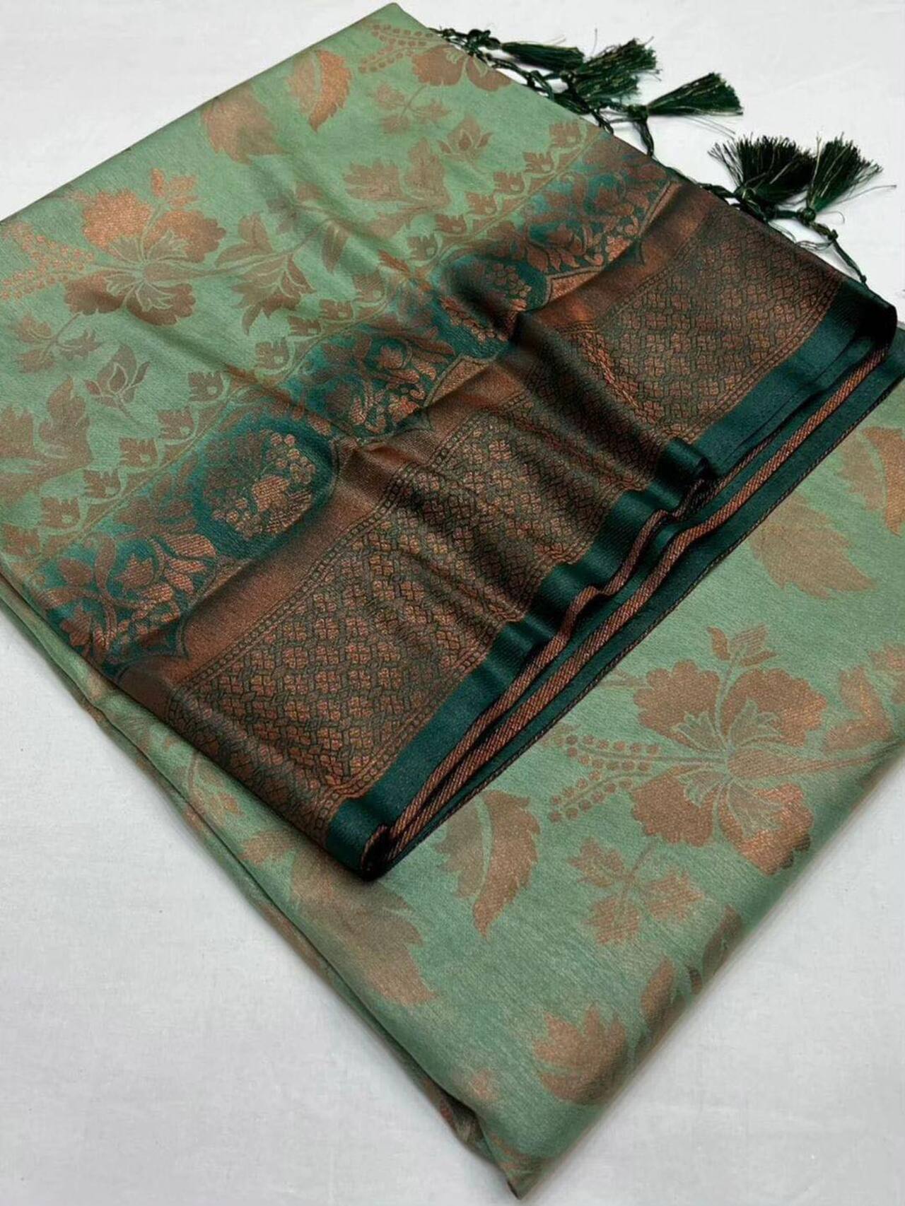 Kubera Pattu Soft Silk Saree | GREEN