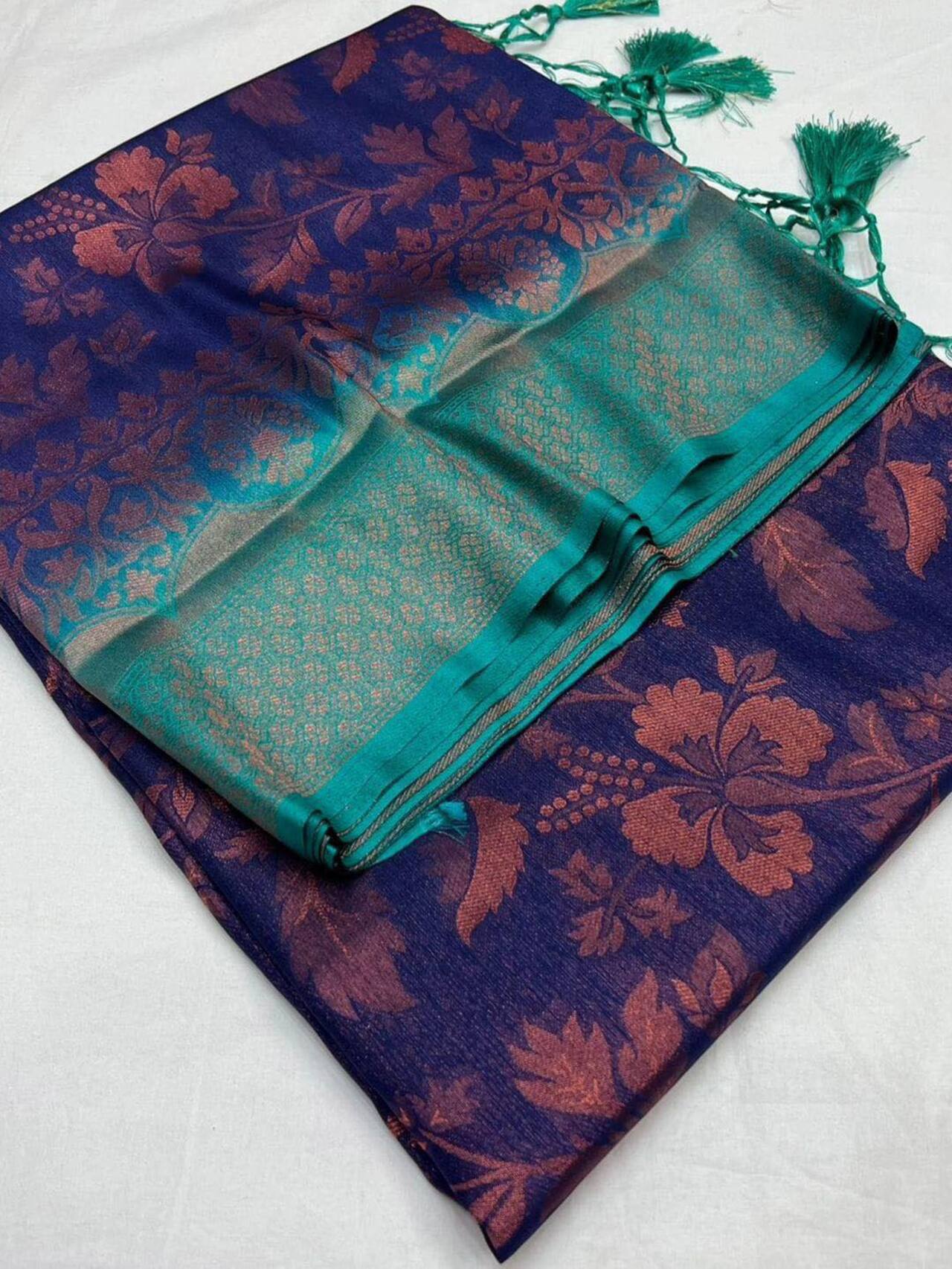 Kubera Pattu Soft Silk Saree | NEVYBLUE-RAMA