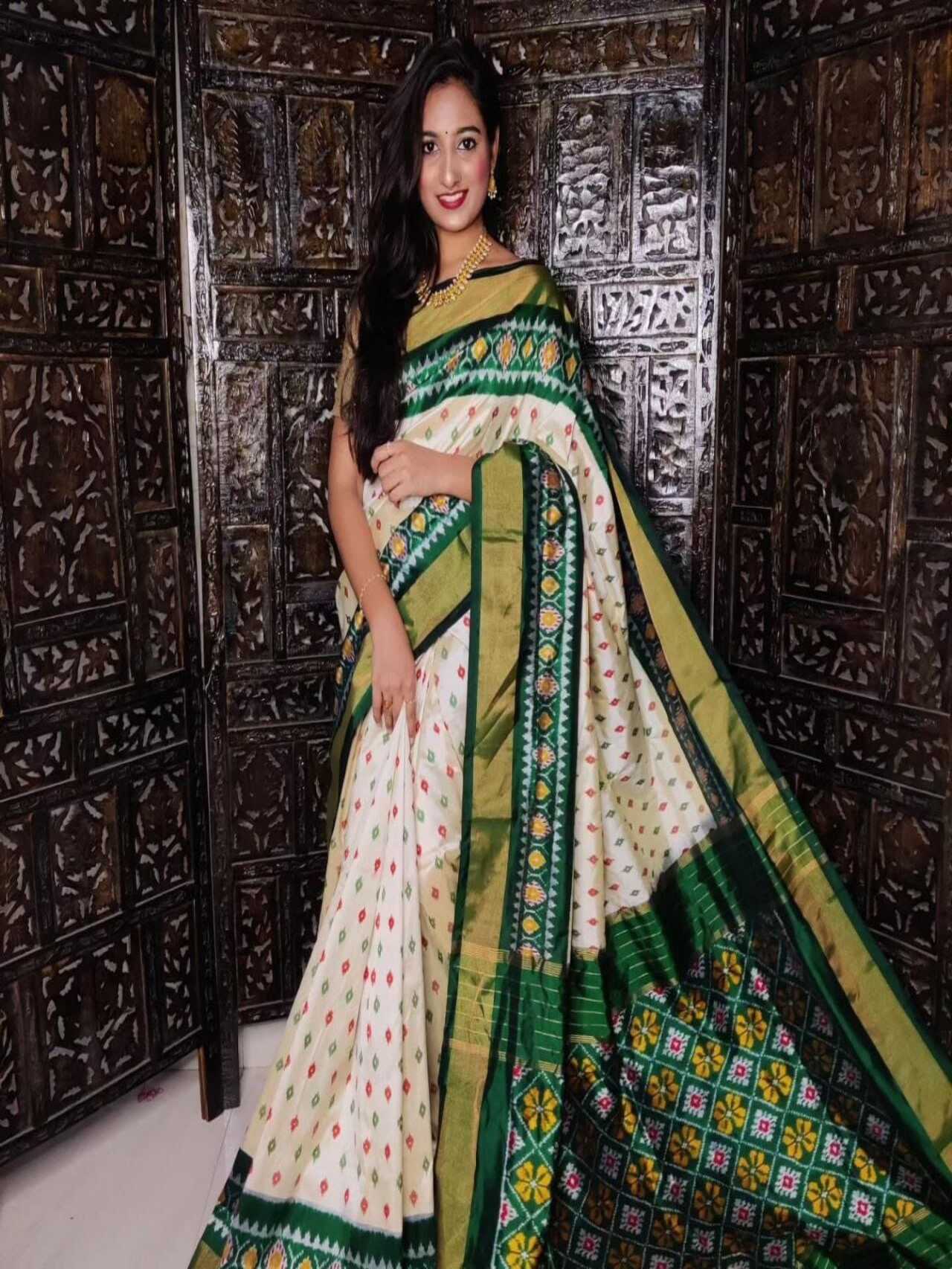 Ikkat Printed Soft Silk Saree | WHITE-GREEN