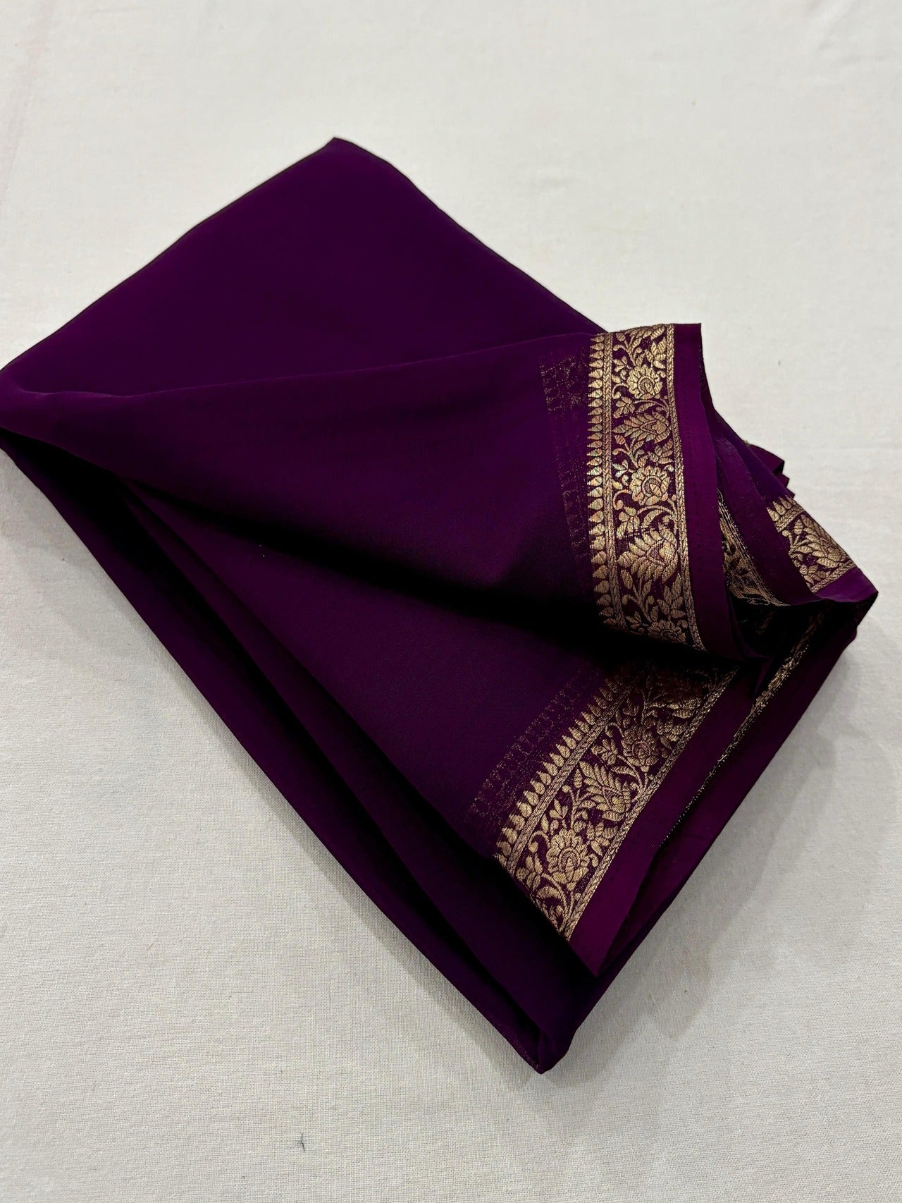Exclusive Mysore Cerep Silk Saree – Lightweight Comfort with Regal Look